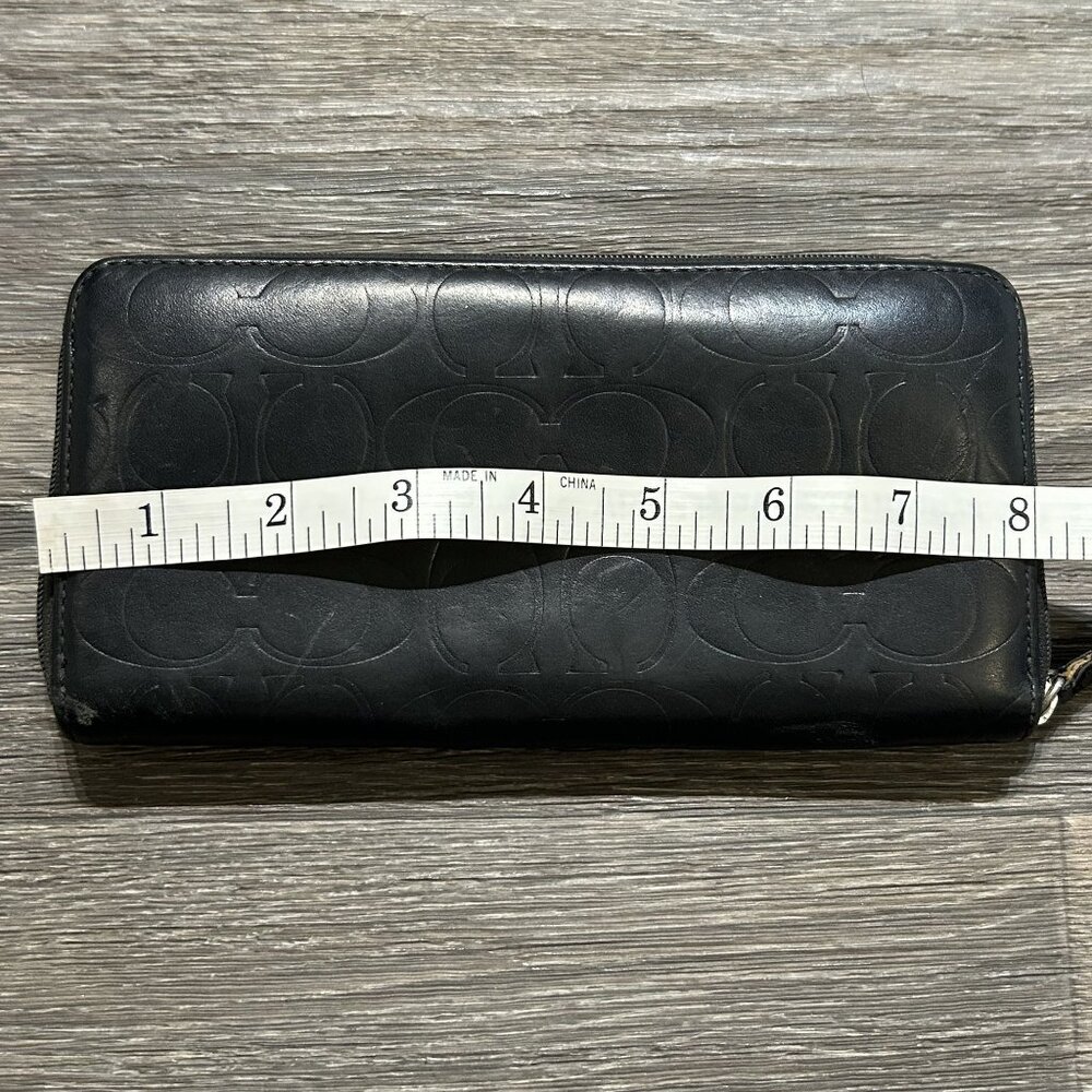 Coach Black Embossed Leather Coach Accordion Zip Around Wallet Logo 8 x 4 CE551 - Picture 9 of 16
